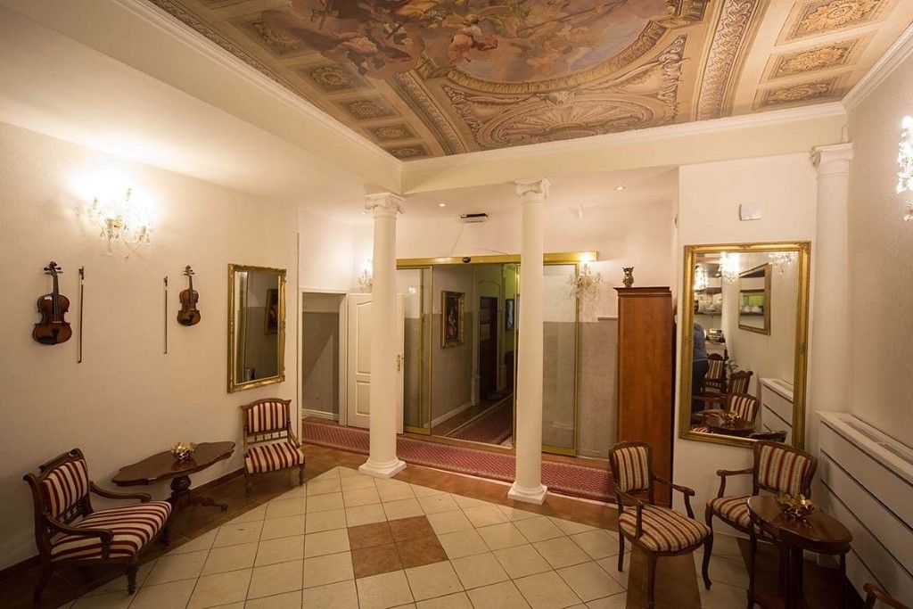Hotel Donatello Praha Bagian luar foto